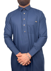 Saudi Qamis – Marineblau – Eleganter Qamis mit goldenen Akzenten – Klassische Passform